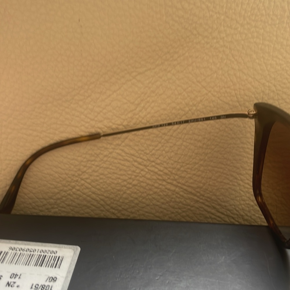Sun glasses Prada - Picture 2 of 4